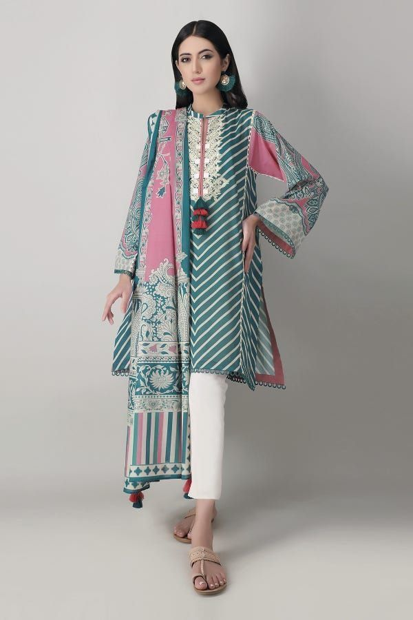 The Growing Popularity Of Pakistani Designer Replica Clothes